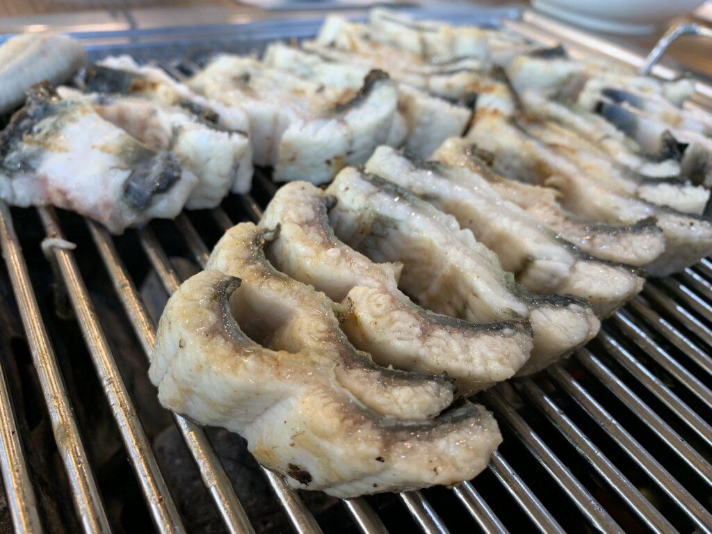 장어 소금구이