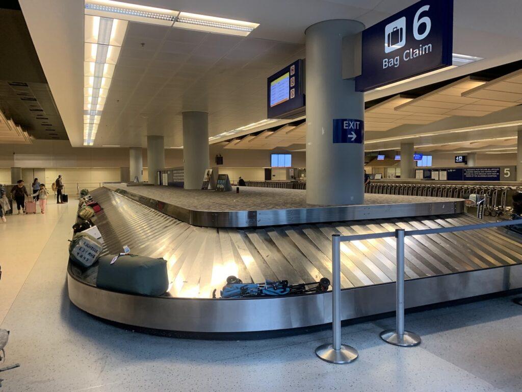 수하물을 찾는 곳(Baggage reclaim)