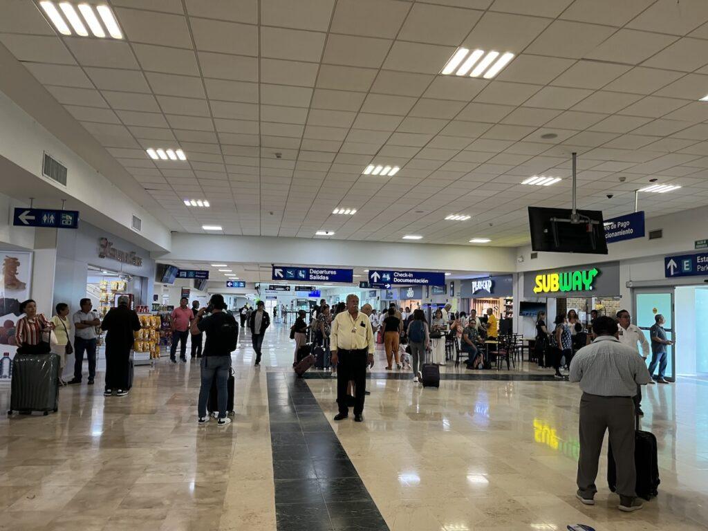 타바스코 비야에르모사 공항 입국장