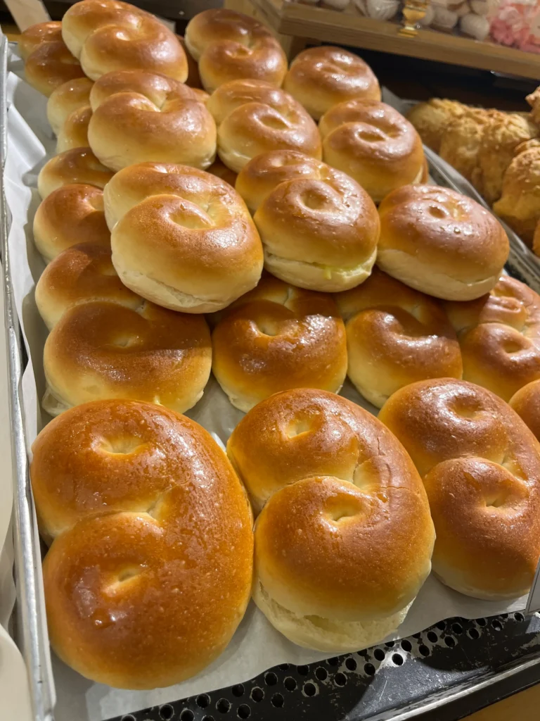 군산 이성당, 군산 현지인도 줄서는 군산 여행 필수 코스! 관련 사진 및 안내
