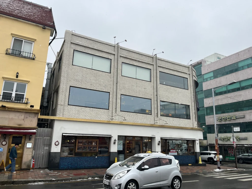 군산 이성당, 군산 현지인도 줄서는 군산 여행 필수 코스! 관련 사진 및 안내
