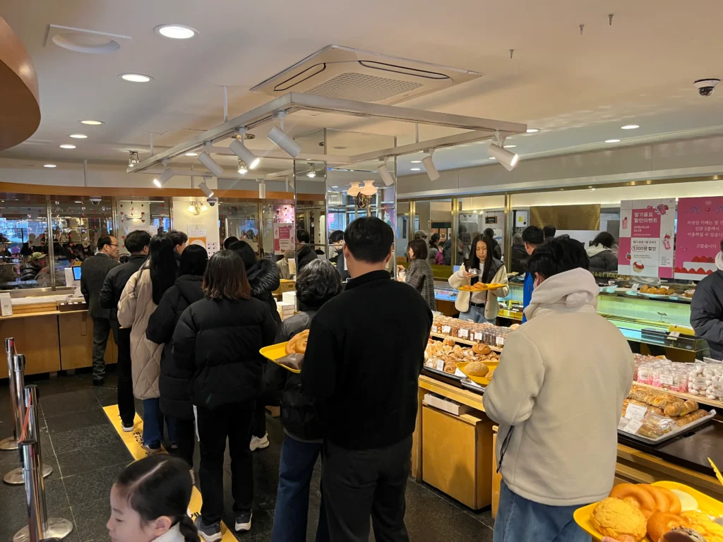 군산 이성당, 군산 현지인도 줄서는 군산 여행 필수 코스! 관련 사진 및 안내