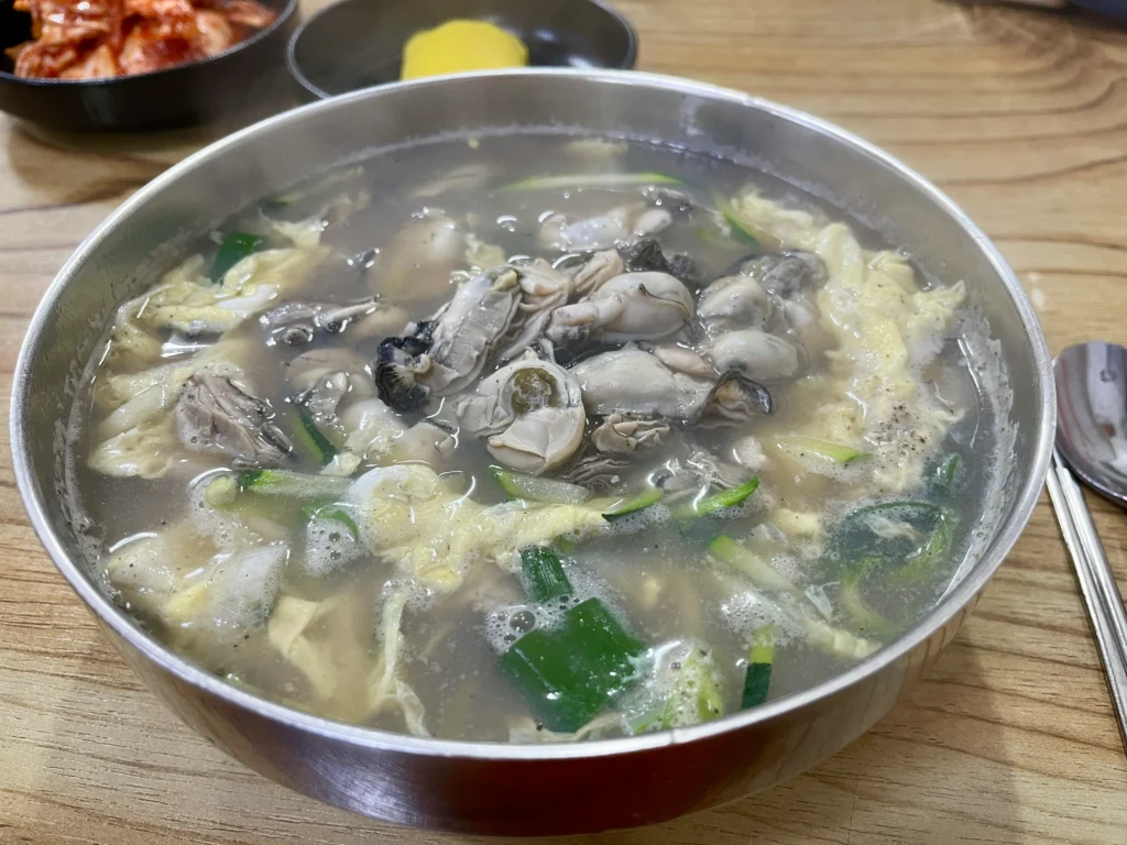 서천 여행 점심 추천, 충남칼국수 굴칼국수로 든든하게!